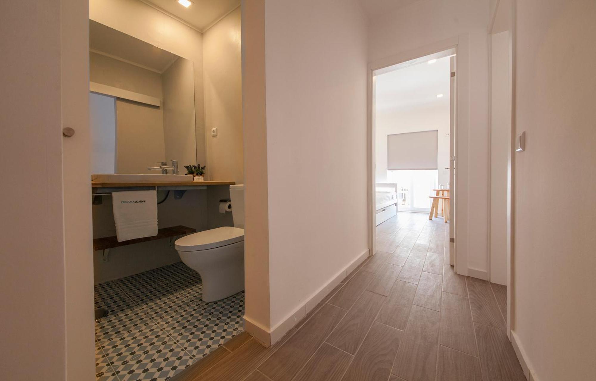 Tamar Apartments Lagos Bilik gambar